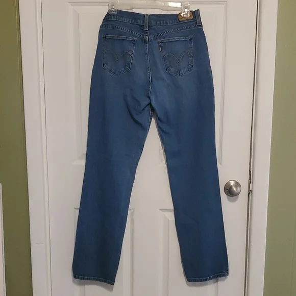 Levi's Men's Light Blue Straight Jeans - Picture 3 of 9